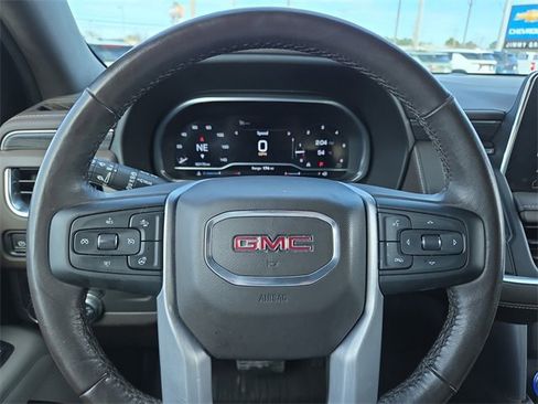 Used 2022 GMC Yukon SLT w/ SLT Luxury Package image 23