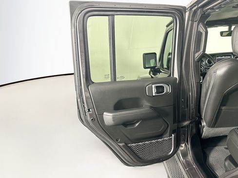 Used 2023 Jeep Wrangler Unlimited Sahara AWD/4WD image 25