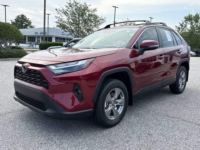 Used 2025 Toyota RAV4 XLE w/ Convenience Package FWD image 7