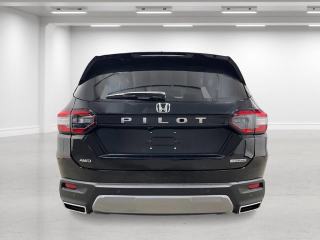 New 2026 Honda Pilot Touring image 4
