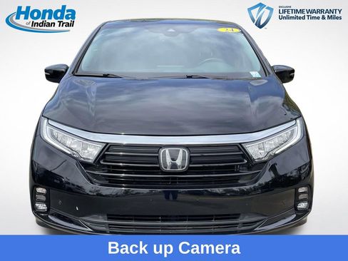 Used 2024 Honda Odyssey Touring image 2