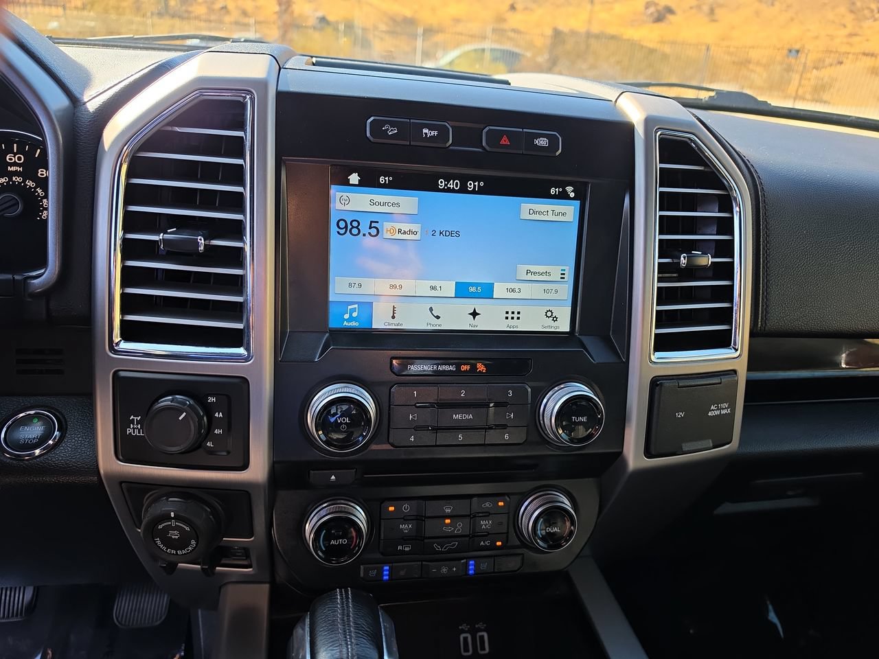 Used 2016 Ford F150 Platinum w/ Equipment Group 701A Luxury AWD/4WD image 13