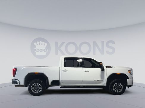 Used 2022 GMC Sierra 2500 AT4 w/ AT4 Preferred Package AWD/4WD image 12