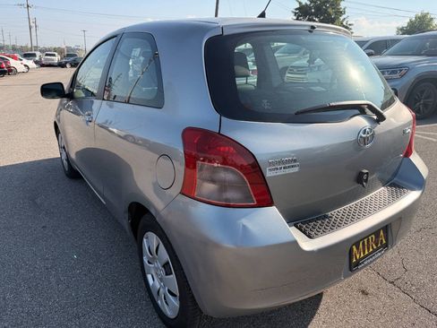 Used 2008 Toyota Yaris 2-Door Hatchback FWD image 21