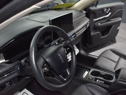 Used 2024 Lincoln Corsair Reserve AWD/4WD image 14