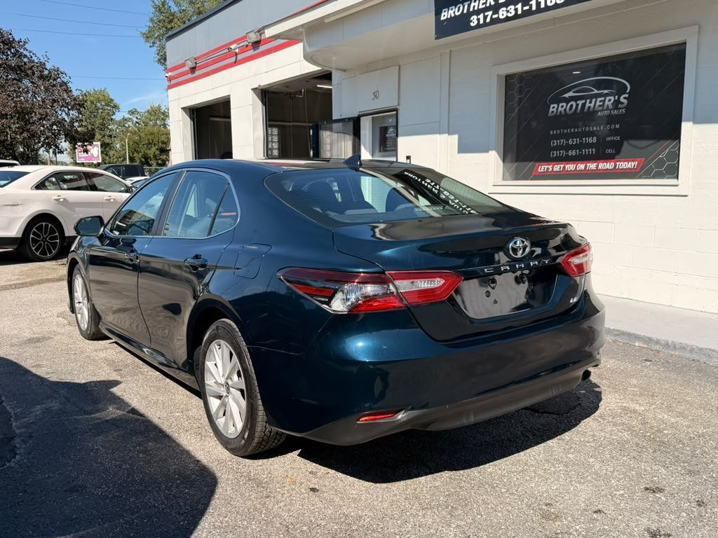 Used 2021 Toyota Camry LE AWD/4WD image 13