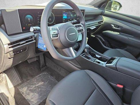New 2026 Hyundai Santa Cruz SEL FWD image 3