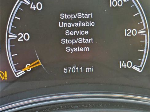 Used 2019 Jeep Grand Cherokee Limited w/ Luxury Group II image 5