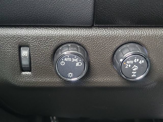 Used 2022 Chevrolet Colorado ZR2 AWD/4WD image 17