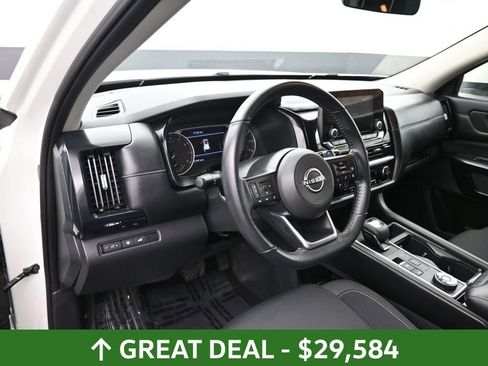 Used 2025 Nissan Pathfinder SV AWD/4WD image 19