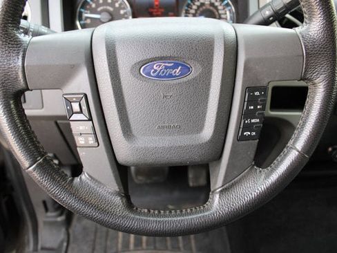 Used 2011 Ford F150 XLT w/ XLT Chrome Pkg image 10