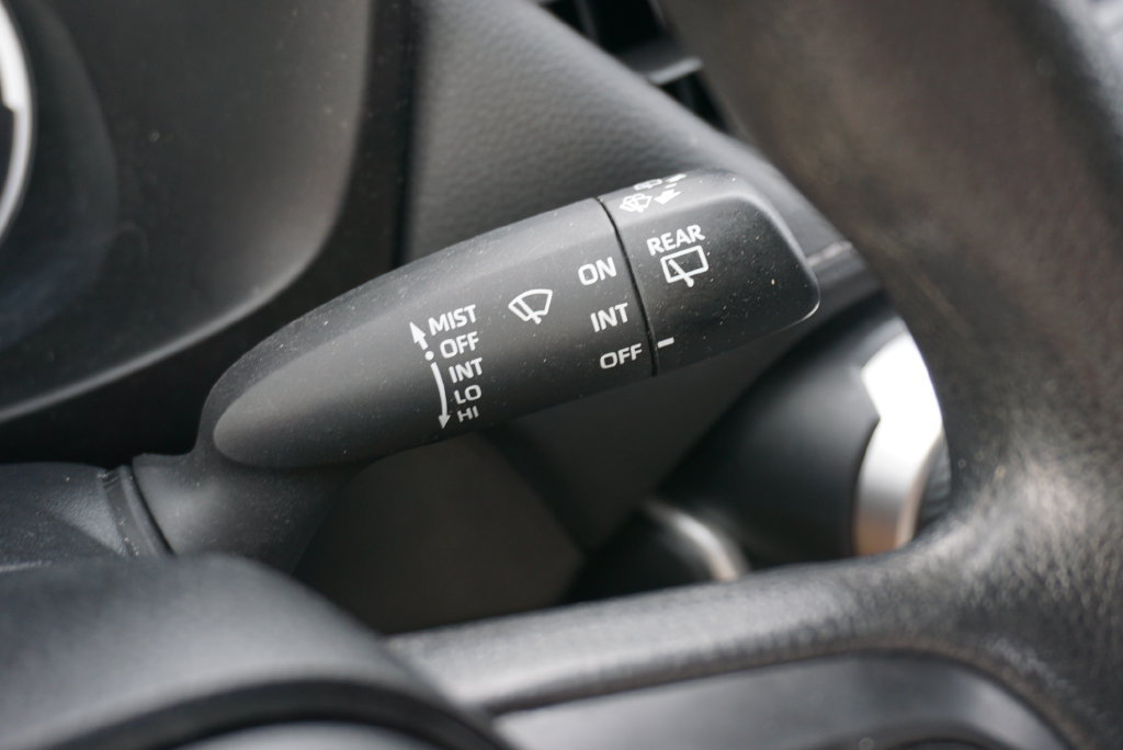 Used 2023 Toyota RAV4 LE AWD/4WD image 25