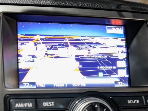 Used 2015 Nissan Armada Platinum image 28