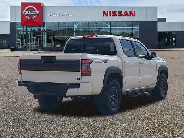 Used 2025 Nissan Frontier PRO-4X AWD/4WD image 7