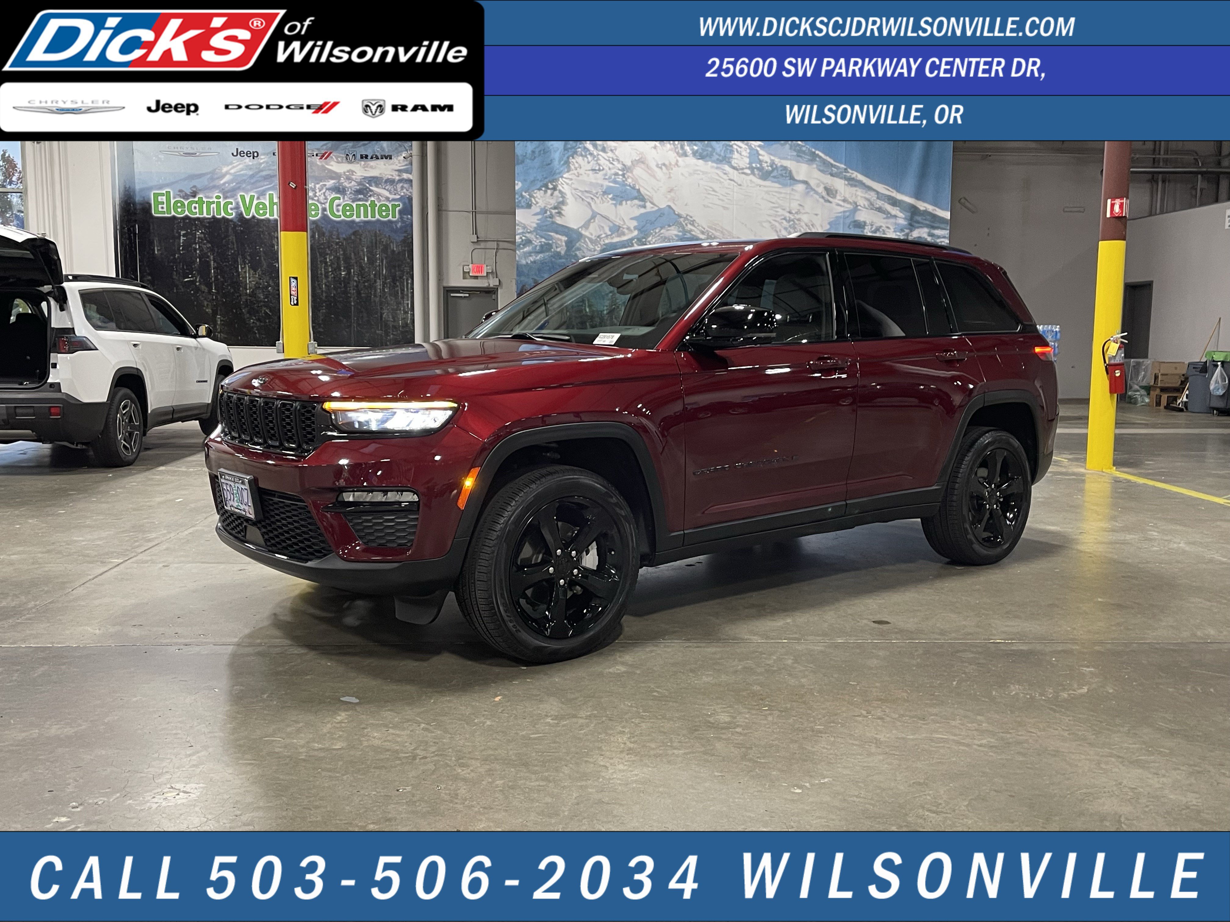 Certified 2024 Jeep Grand Cherokee Limited w/ Black Appearance Package AWD/4WD image 1
