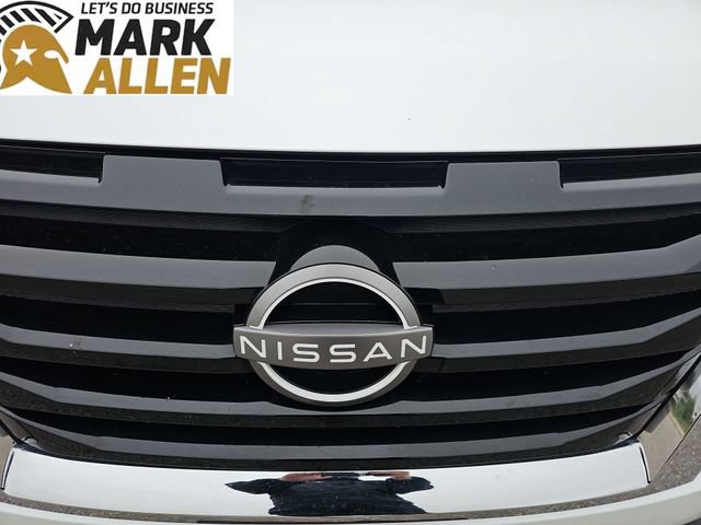 Used 2025 Nissan Pathfinder SV FWD image 30