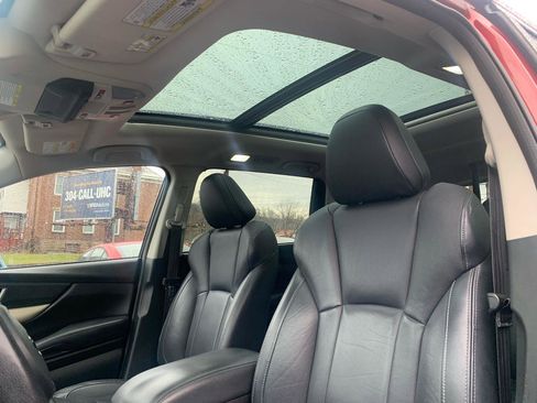 Used 2021 Subaru Ascent Limited w/ Technology Package image 16