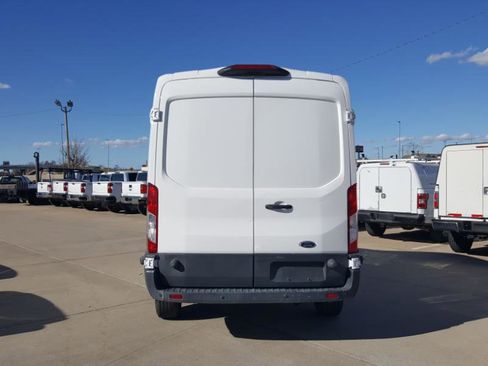 Used 2018 Ford Transit 250 148 Medium Roof image 8