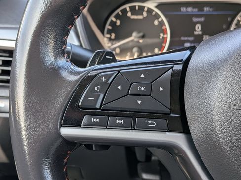 Used 2024 Nissan Altima 2.5 SR FWD image 21