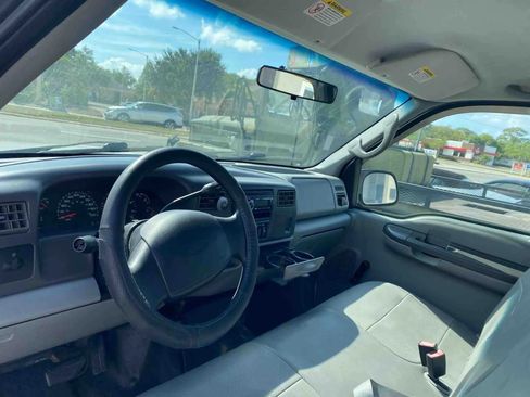 Used 2002 Ford F250 XL image 8