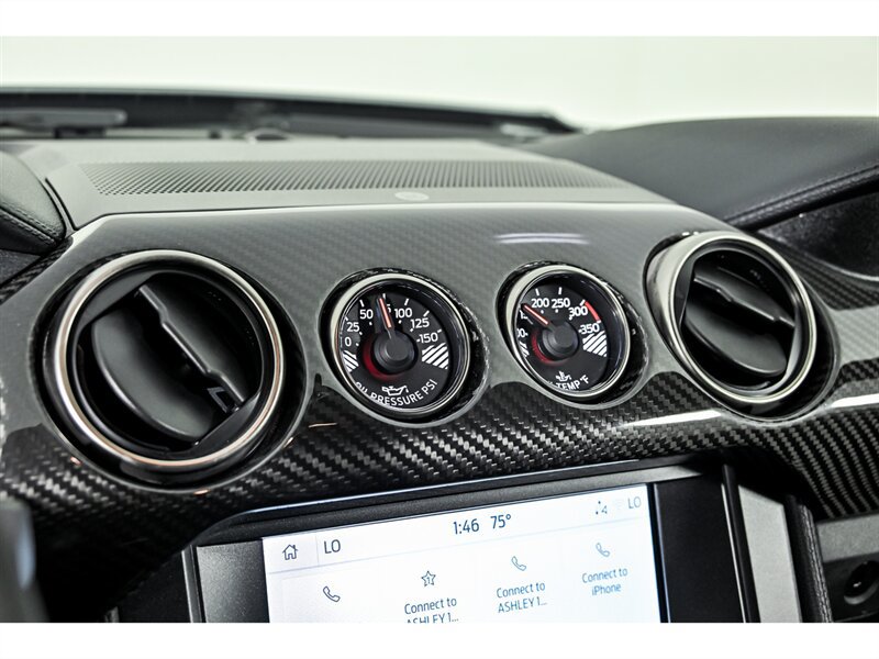 Used 2022 Ford Mustang Shelby GT500 w/ Carbon Fiber Track Pack RWD image 23