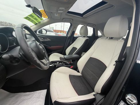 Used 2017 MAZDA CX-3 Grand Touring image 18