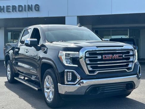 Used 2021 GMC Sierra 1500 SLT image 2