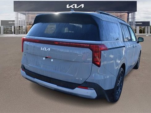 New 2026 Kia Carnival EX image 3