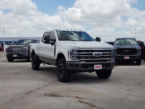 New 2026 Ford F250 King Ranch w/ Tremor Off-Road Package AWD/4WD image 2