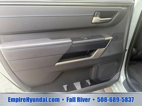 Used 2026 Toyota Tundra Platinum AWD/4WD image 16