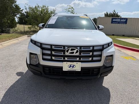Certified 2025 Hyundai Santa Cruz SEL FWD image 2