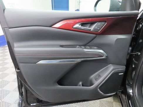 Used 2024 Chevrolet Traverse RS image 66