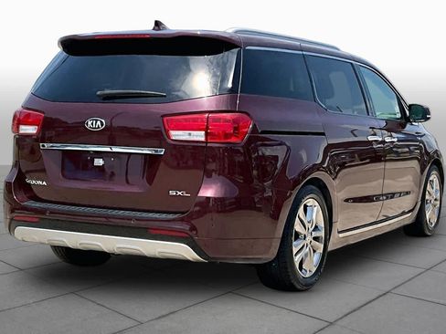 Used 2016 Kia Sedona SX Limited FWD image 13