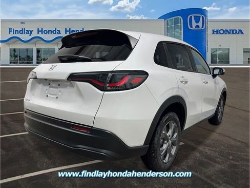 New 2026 Honda HR-V LX image 5