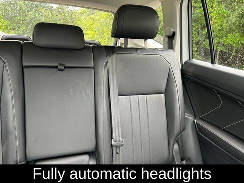 Used 2023 Volkswagen Tiguan SE FWD image 14