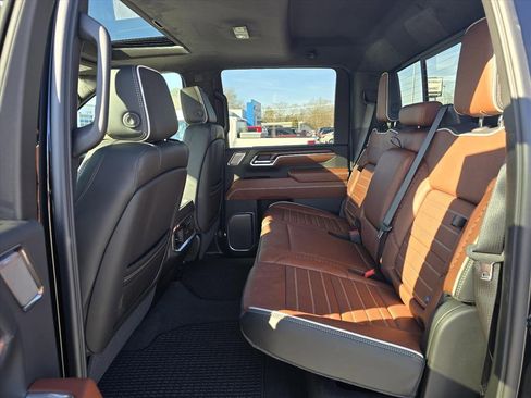 New 2026 GMC Sierra 3500 Denali Ultimate image 12