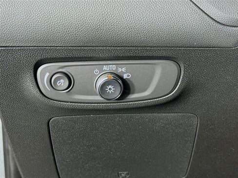 Used 2025 Buick Encore GX Preferred FWD image 10