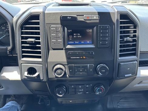 Used 2020 Ford F150 XL w/ Trailer Tow Package RWD image 17