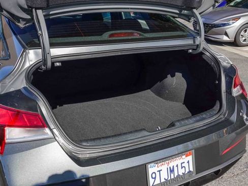 Certified 2025 Hyundai Elantra Sport image 25