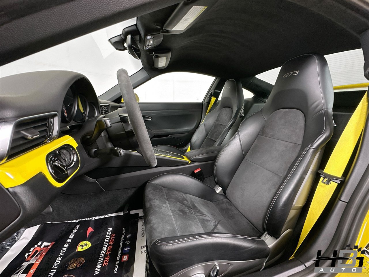Used 2018 Porsche 911 GT3 w/ Sport Chrono Package RWD image 13