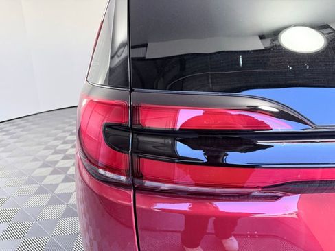 New 2026 Chrysler Pacifica Select image 21