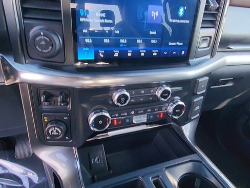 Certified 2022 Ford F150 Lariat image 26