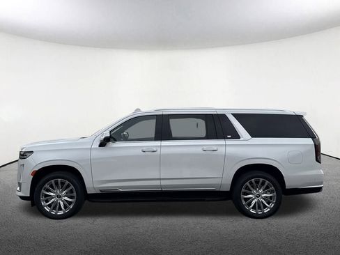 Certified 2022 Cadillac Escalade ESV Premium Luxury image 4