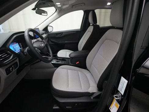 Used 2023 Ford Escape Active w/ Cold Weather Package FWD image 7