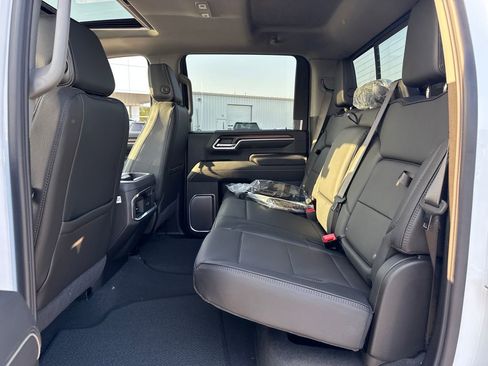 New 2026 GMC Sierra 2500 Denali w/ Denali Reserve Package AWD/4WD image 13