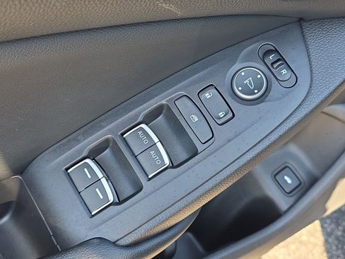 Used 2018 Honda Accord EX-L image 19