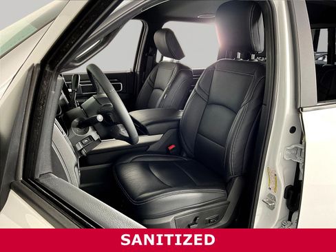 Used 2025 RAM 3500 Big Horn AWD/4WD image 22