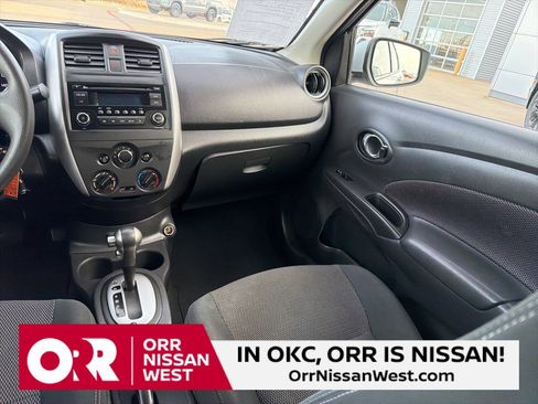 Used 2017 Nissan Versa SV image 19