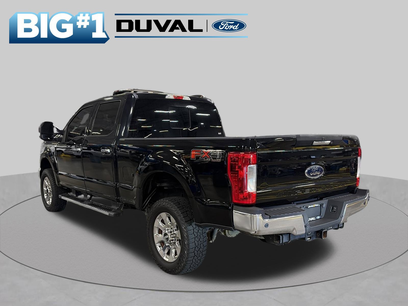 Used 2019 Ford F250 Lariat w/ Chrome Package AWD/4WD image 4