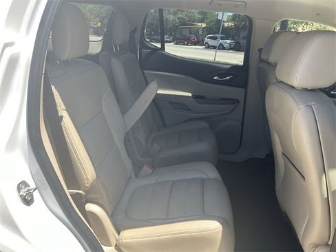 Used 2019 GMC Acadia Denali image 18